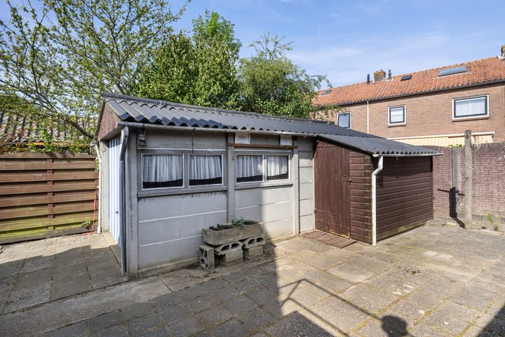 Photo 22 of Prins Bernhardstraat 24