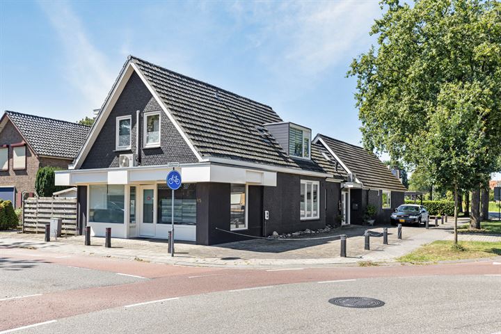 Hoofdweg 85, Emst