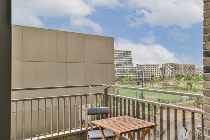 Photo 4 of Faas Wilkesstraat 331