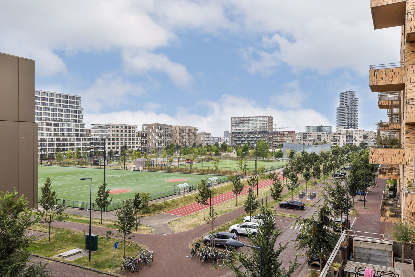 Photo 5 of Faas Wilkesstraat 331