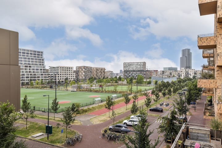 Photo 5 of Faas Wilkesstraat 331