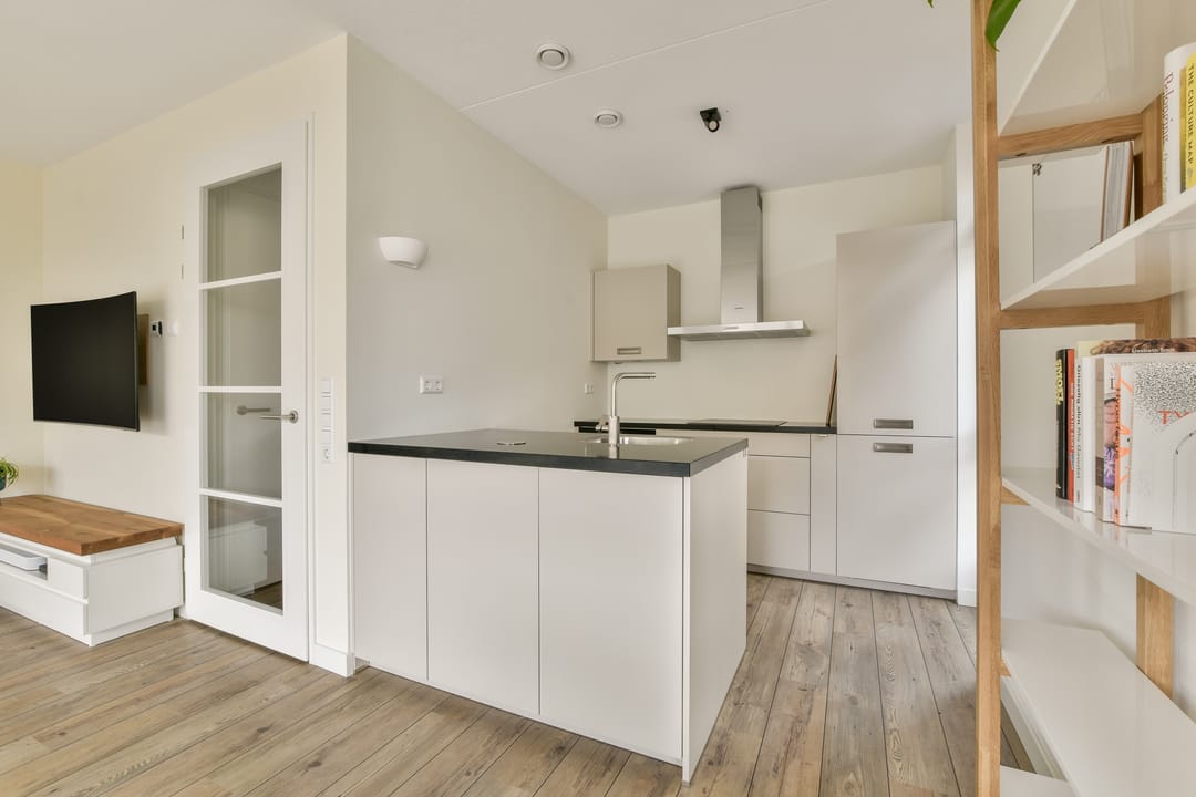 Photo 11 of Faas Wilkesstraat 331