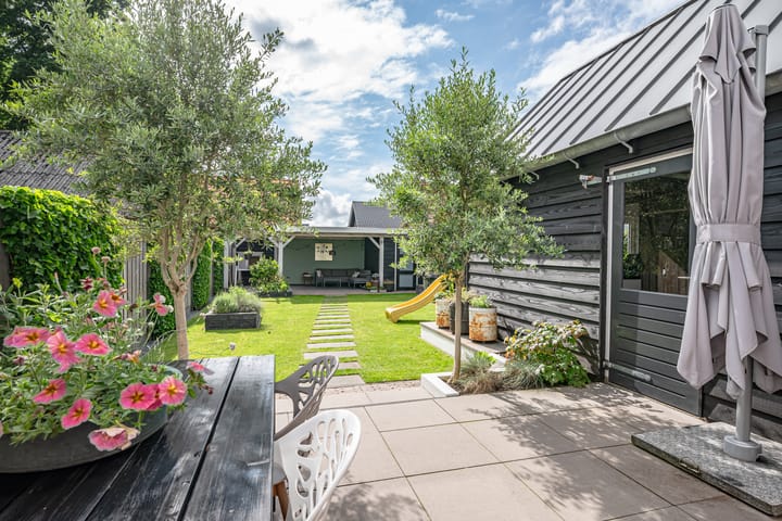 Foto 35 van Rozenlaan 25