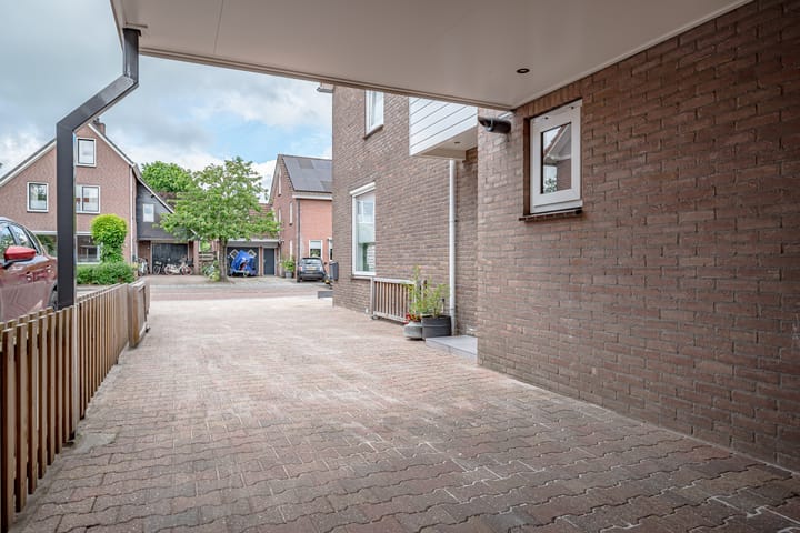 Foto 39 van Rozenlaan 25