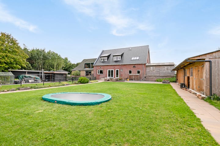 Foto 77 van Oosthoek 21