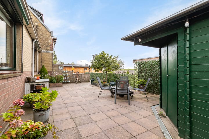 Foto 83 van Oosthoek 21