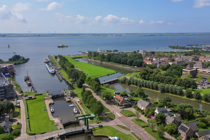 Photo 69 of Kanaalweg Oostzijde 74