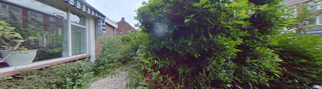 View 360° photo of voortuin of Heezerweg 247