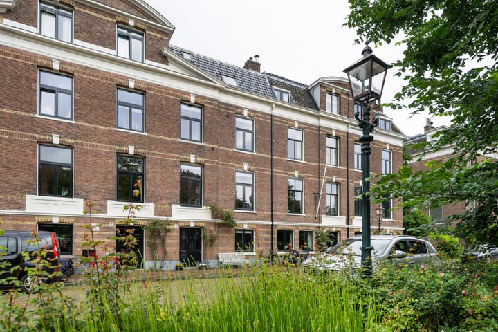 Foto 41 van Floraplein 8