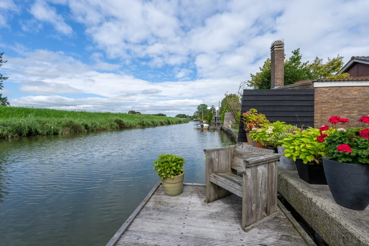 Photo 16 of Raadhuisstraat 34