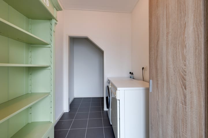 Photo 28 of Raadhuisstraat 34