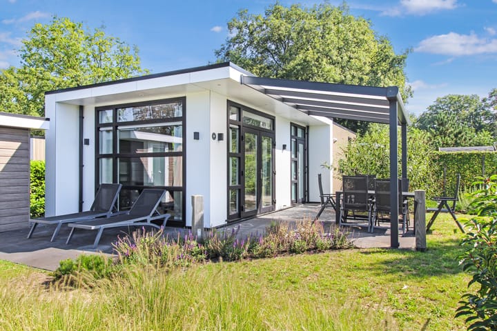 Photo 21 of Loverensestraat 11-29