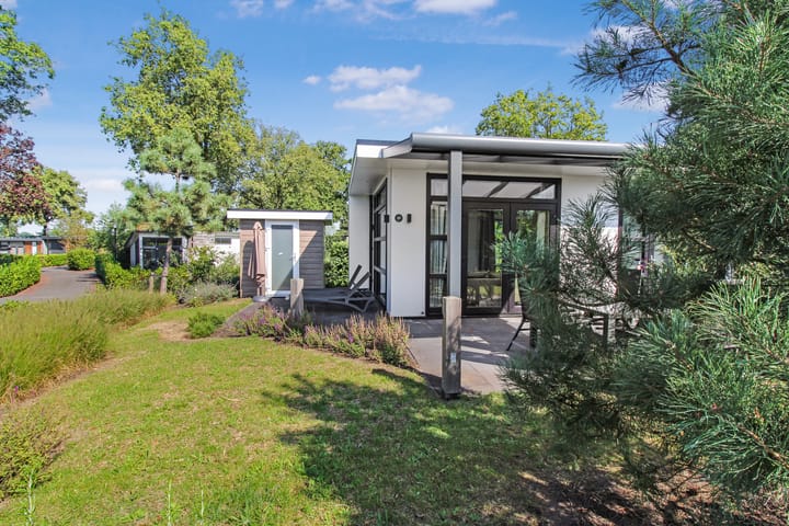 Photo 24 of Loverensestraat 11-29