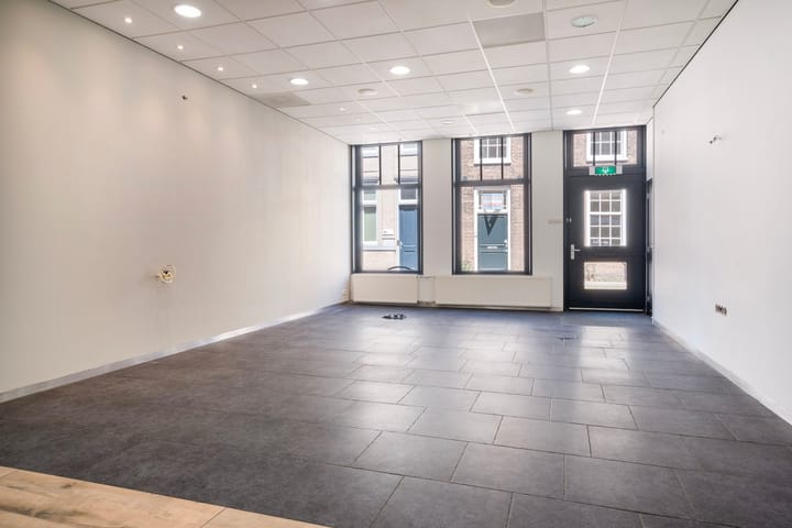 Foto 2 van Middendam 4