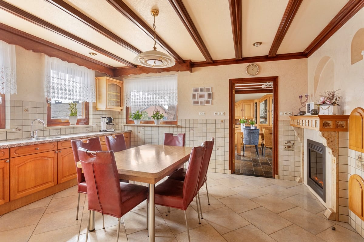 Foto 27 van Deckersstraat 11