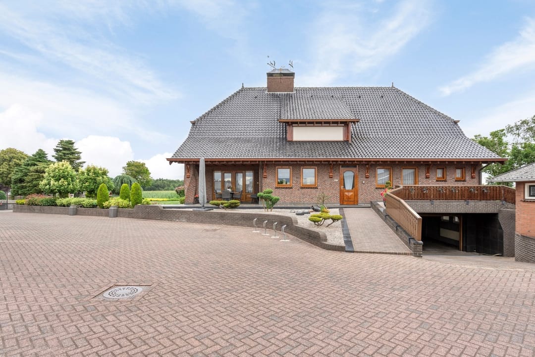 Foto 68 van Deckersstraat 11