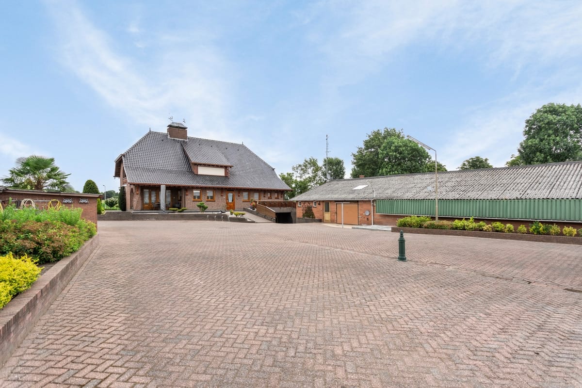 Foto 69 van Deckersstraat 11