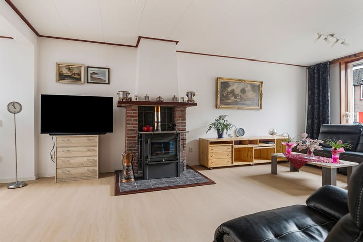 Foto 6 van Poelstraat 11