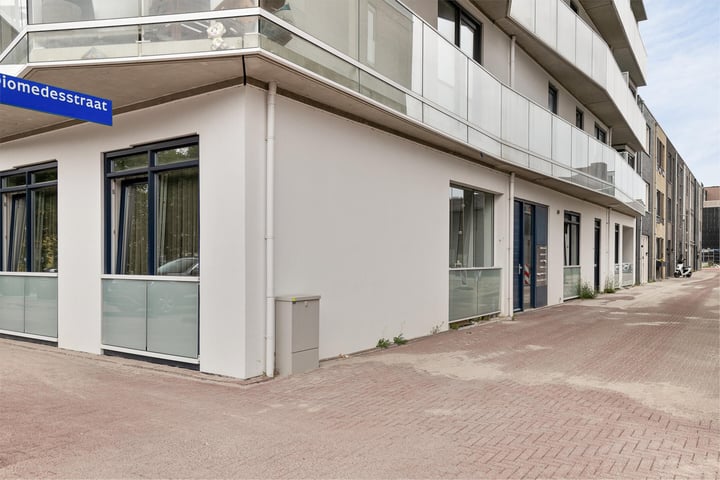 Bekijk foto 2 van Diomedesstraat 22