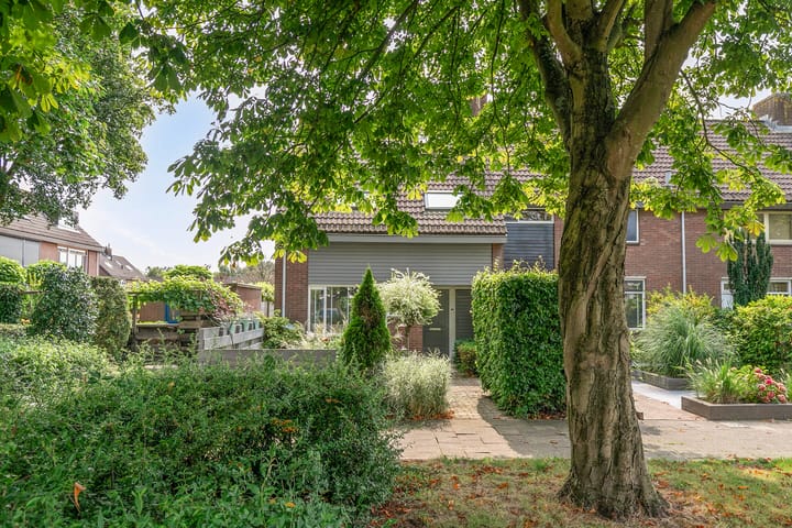 Foto 5 van Tjadenweg 21