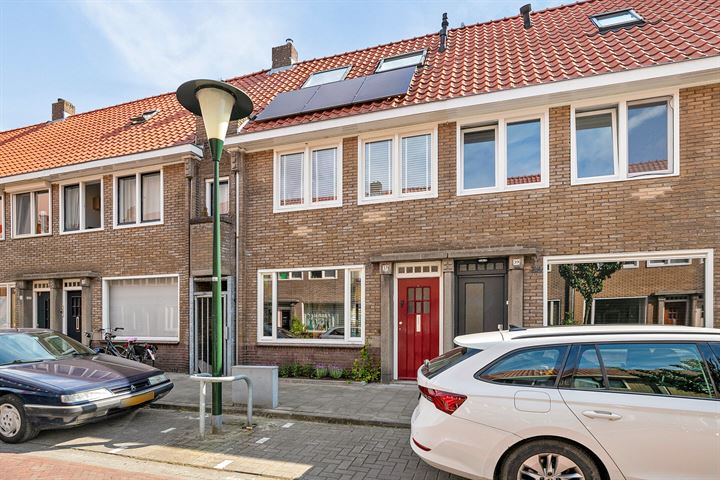 View photo 43 of Madeliefstraat 37