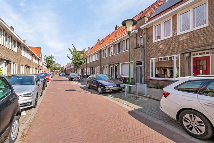 View photo 48 of Madeliefstraat 37