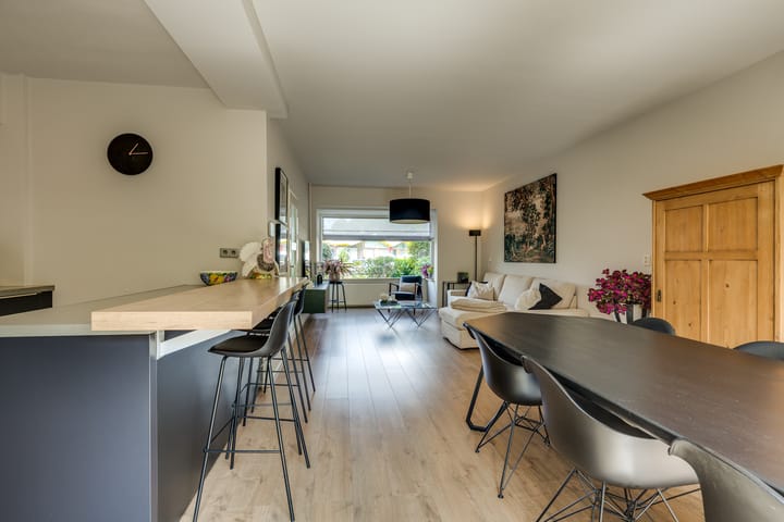 Foto 12 van Arnoldsonstraat 57