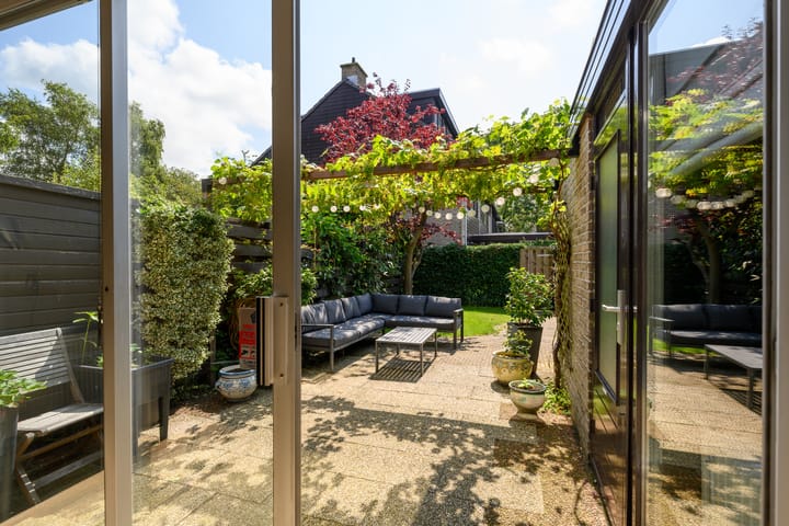 Foto 16 van Arnoldsonstraat 57