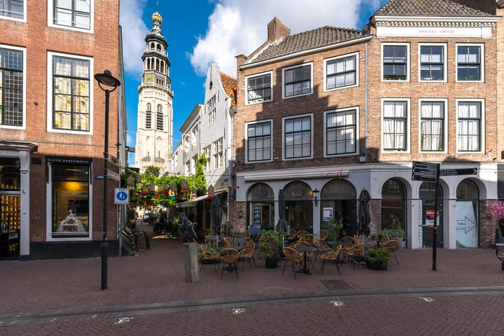 Photo 52 of Damplein 5