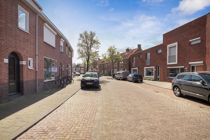 Bekijk foto 29 van Veestraat 108