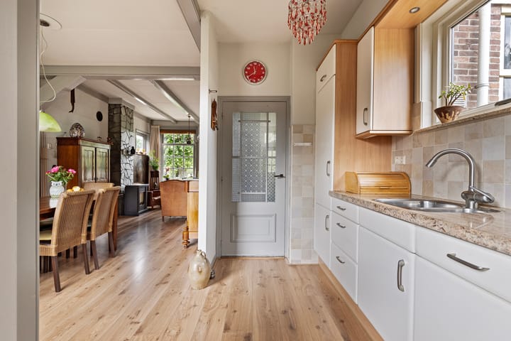 Photo 15 of Oude Zijds Burgwal 13