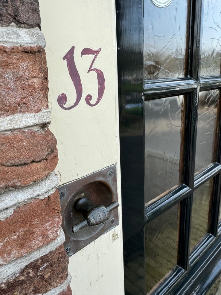 Photo 50 of Oude Zijds Burgwal 13