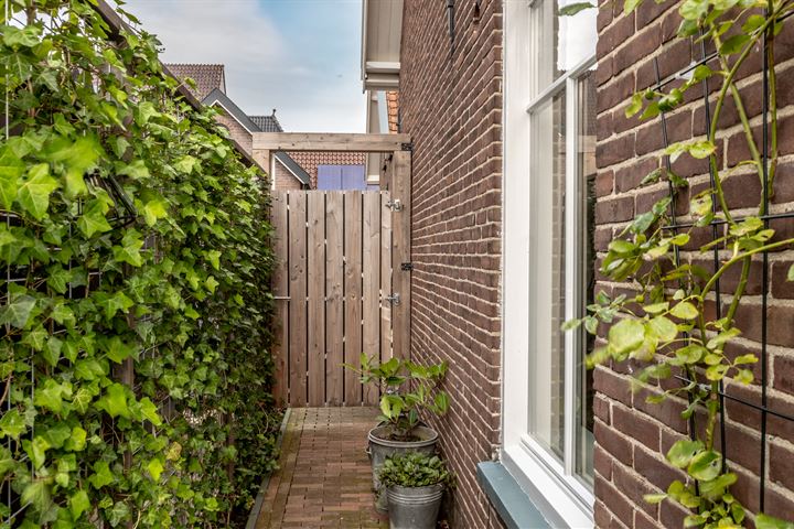 Bekijk foto 49 van Korte Baanstraat 6