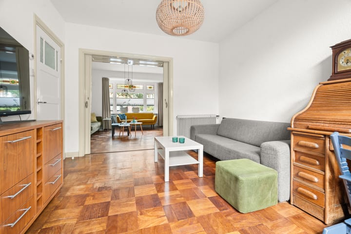 Foto 14 van Burg.Woltersstraat 34