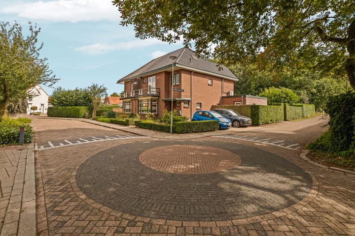 Foto 9 van Burg.Woltersstraat 34