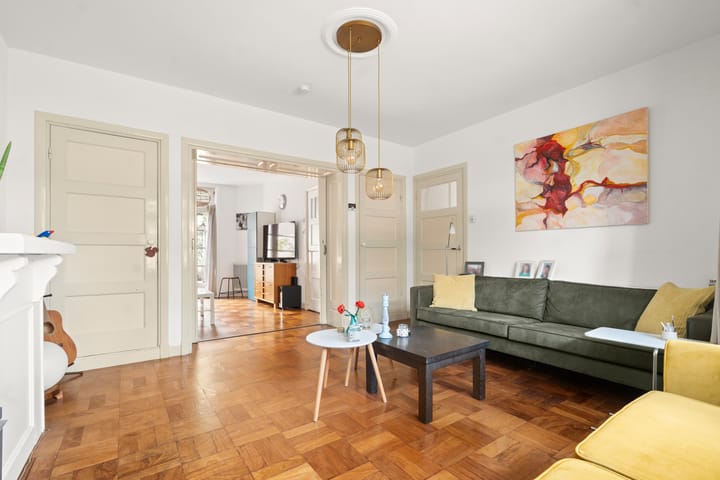 Foto 22 van Burg.Woltersstraat 34