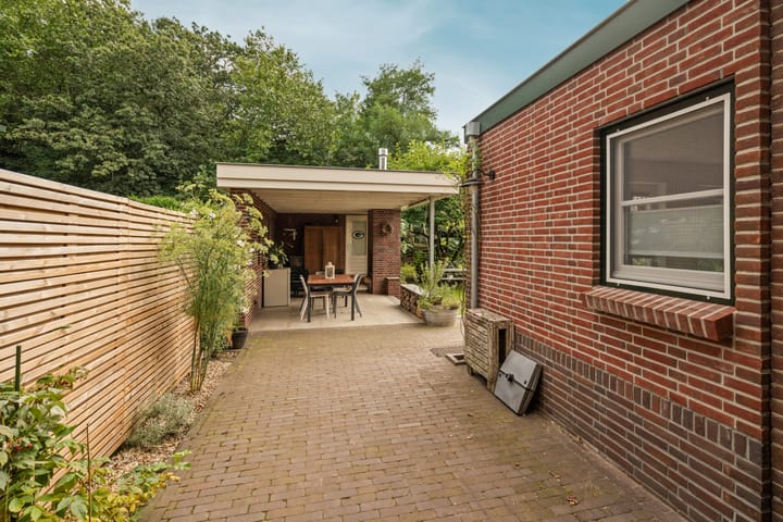 Foto 49 van Burg.Woltersstraat 34