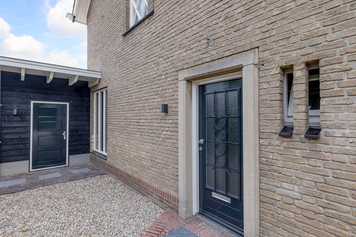 Bekijk foto 43 van Pastoor Zijlmansstraat 9