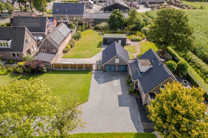 Photo 4 of Coevorderstraatweg 24