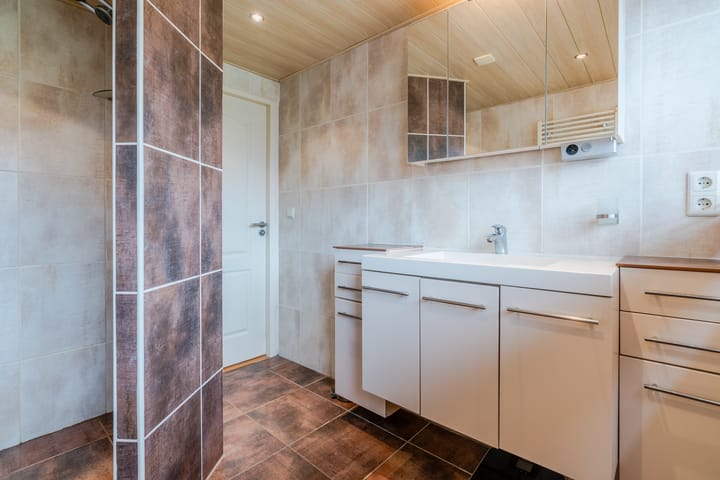 Photo 40 of Coevorderstraatweg 24