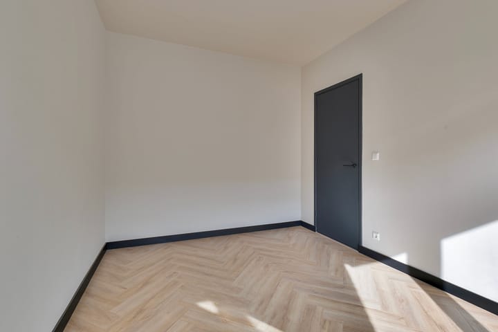 Foto 12 van Fluitstraat 19-B