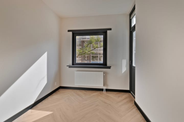 Foto 14 van Fluitstraat 19-B