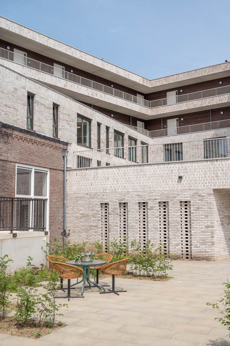 Foto 19 van Brugstraat