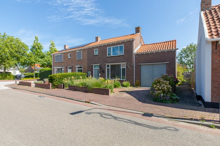 Bekijk foto 33 van Badhuisstraat 16