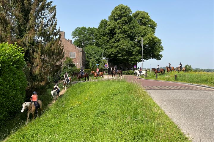 View photo 80 of Kerklaan 26