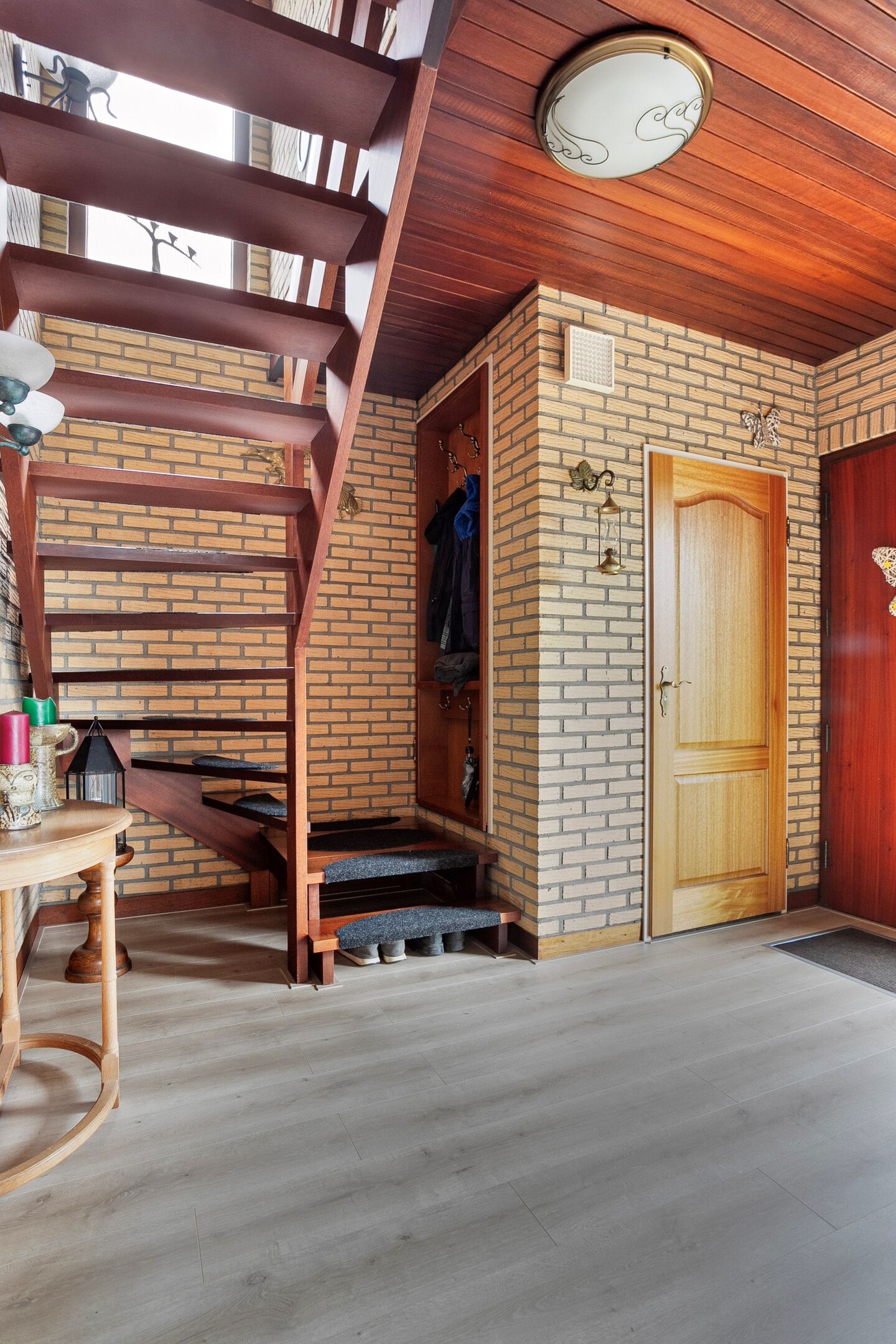 Foto 18 van Julianalaan 94