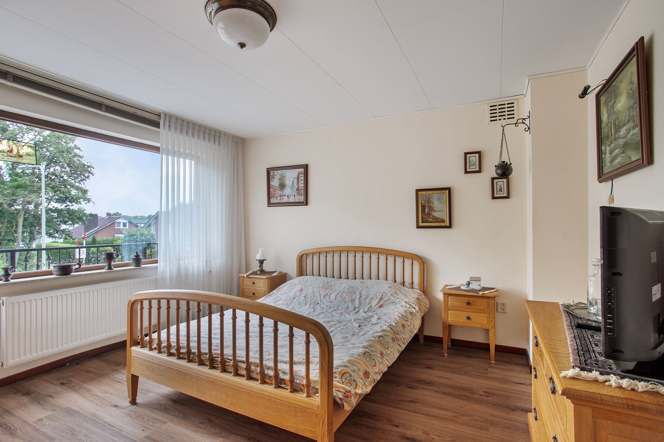 Foto 21 van Julianalaan 94