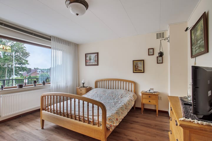 Foto 21 van Julianalaan 94