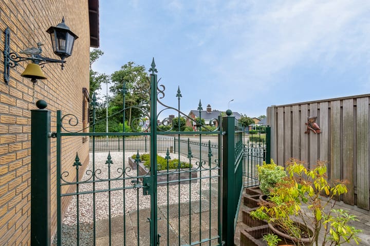 Foto 47 van Julianalaan 94