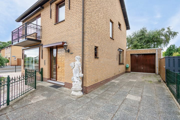 Foto 50 van Julianalaan 94